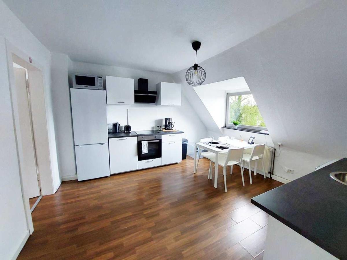 Cozy Apartment With Garden In Gelsenkirchen Exterior foto